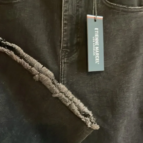 Etienne Marcel Women’s Black High-Waisted Wide Leg Frayed Edge Jeans - Picture 5 of 7